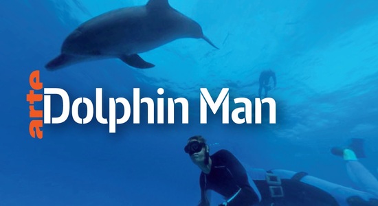  Arte Dolphin Man